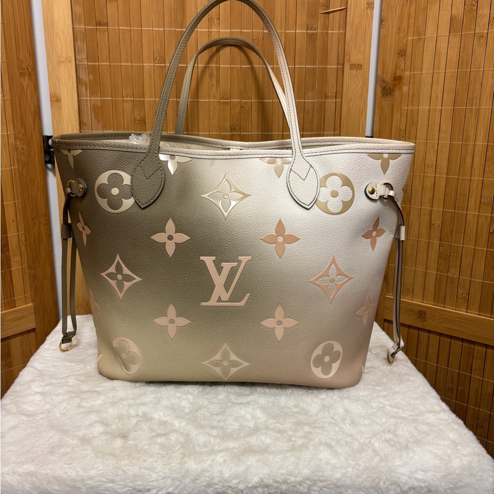 Louis Vuitton Spring In The City Neverfull MM - Picture 3 of 14